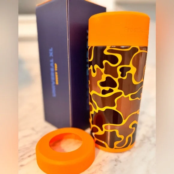 FrostBuddy Universal XL Tumbler with Orange Duck Camo Design - Picture 7 of 12